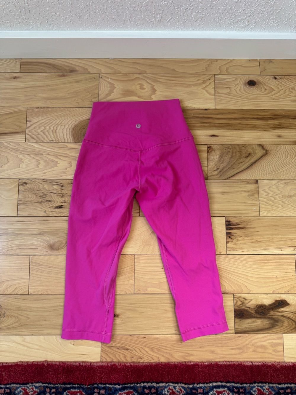 lululemon athletica Hot Pink Capri Leggings